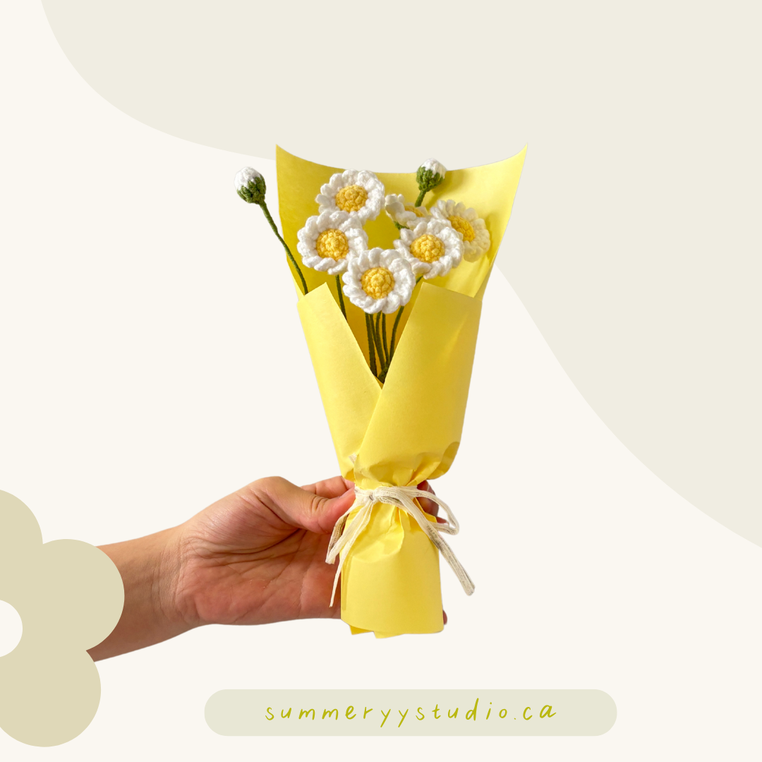 Mini Daisy Crochet Bouquet